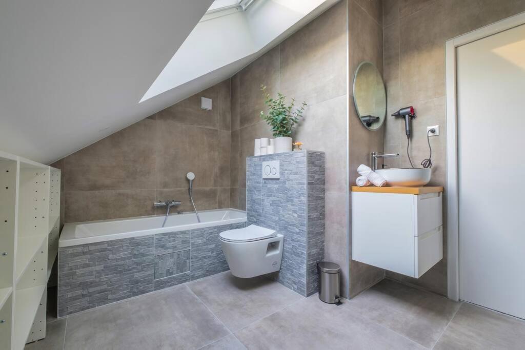 Apartament Champagne Sunset Gueux Zewnętrze zdjęcie